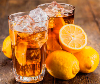 Чай, леди и лимон - вот самый простой рецепт холодного чая